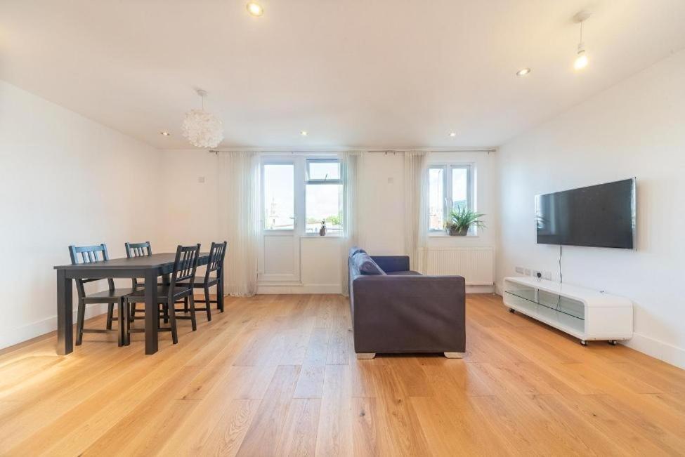 Lovely Penthouse Near Canary Wharf Λονδίνο Εξωτερικό φωτογραφία