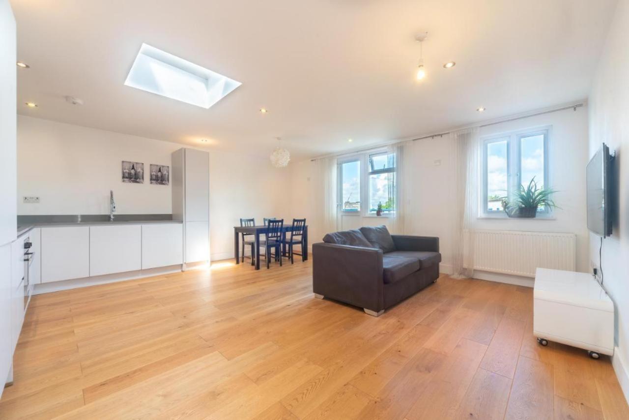 Lovely Penthouse Near Canary Wharf Λονδίνο Εξωτερικό φωτογραφία
